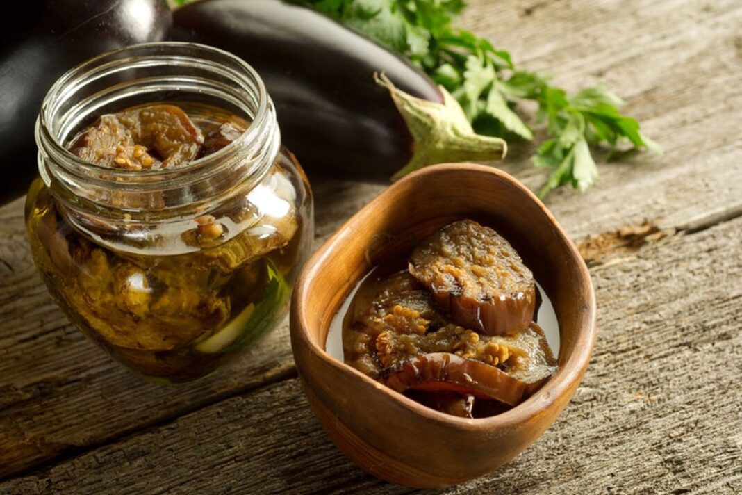 Ricetta melanzane sott'olio: ingredienti, preparazione e consigli